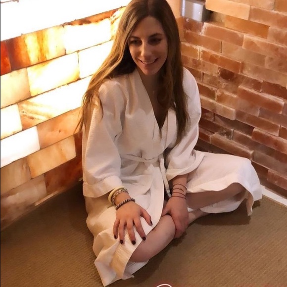 Meet your Posher, Jessica - Picture 9 of 14